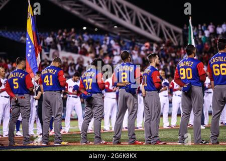 VENEZUELA: Carlos Gonzalez (5) y Victor Martinez (41), Odubel Herrera (37) Alcides Escobar (2), Ender Inciarte (11) , Suares (90), Jose Castillo (66), Francisco Rodriguez (57), Deolis Guerra (54), Previo al juego de Puerto Rico contra Venezuela, durante el World Baseballclassic en estadio Charros de Jalisco en Guadalajara, Jalisco, Mexiko. März 10, 2017. (Foto/Luis Gutierrez) Aspekte vor dem Spiel von Puerto Rico gegen Venezuela während des World Baseballclassic im Stadion Charros de Jalisco in Guadalajara, Jalisco, Mexiko. 10. März 2017. (Foto/Luis Gutierrez) Stockfoto