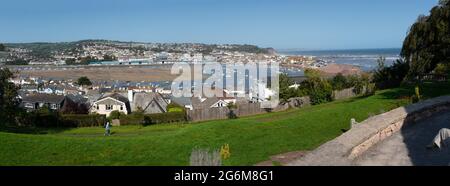 Blick auf den Teign Eingang und die Küstenstadt Teignmouth Foto aus den Gärten in Shaldon South Devon England Stockfoto