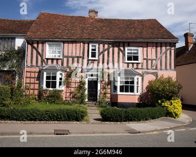 Großes Fachwerkhaus an der High Street in Lavenham Suffolk England Stockfoto