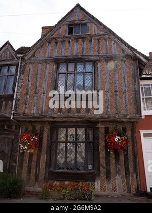 Großes Fachwerkgebäude an der Water Street in Lavenham Suffolk England Stockfoto