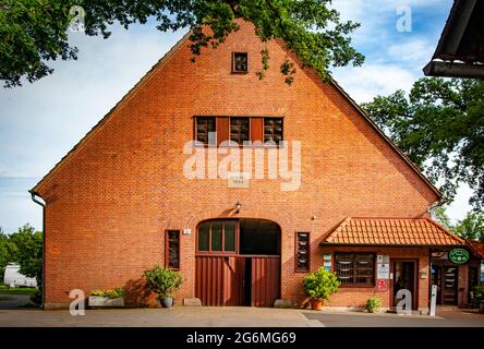 VERSMOLD, DEUTSCHLAND. 20. JUNI 2021 Campingpark Sonnensee Verwaltungsgebäude Stockfoto