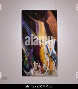 Diese Ausstellung vereint eine vielseitige Auswahl an Kunstwerken sowohl aufstrebender als auch etablierter zeitgenössischer Künstler aus China - Yao Jui-Chung, Pan Jian, He Sen, Cynthia Sah, Chen Che, Le Guo, Wang Ziling und Gao Xintong. Die Künstler, die über verschiedene Generationen, von den 1950er bis in die 1990er Jahre, und in verschiedenen Ländern leben, vermischen persönliche und kollektive Erinnerungen, um diese alte Bildsprache durch neue Formen und Konzepte neu zu interpretieren. Die vorgestellten Kunstwerke reichen von der Figuration bis zur Abstraktion, einschließlich verschiedener Medientypen. Stockfoto