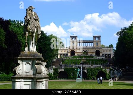 Blick auf die Orangerie, Potsdam Stockfoto