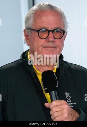 Bruno Troublé, französischer Segler und Leiter des Medienzentrums der 36. Challenger-Serie des America's Cup und des Prada Cup in Auckland, Neuseeland. Ehemaliger America's Cup, zweimaliger Olympioniken-Segler und erfahrener Seemann und Sprecher des America's Cup. Kredit: Rob Taggart/Alamy Stockfoto
