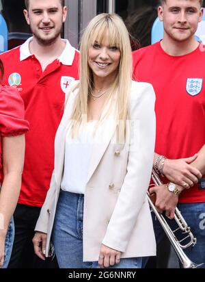 London, Großbritannien. Juli 2021. Liz McClarnon von Atomic Kitten, gesehen in den Global Radio Studios in London. Kredit: SOPA Images Limited/Alamy Live Nachrichten Stockfoto