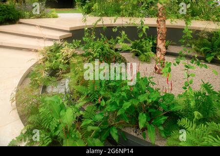 The Cancer Research UK's Legacy Garden beim Hampton Court Palace Garden Festival 2021 Stockfoto