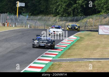 Mugello Circuit, Italien - 2. Juli 2021: Lamborghini Huracan GT3 Evo vom italienischen Team fährt mit Dionisio Ermanno - Varini Alfredo - Barri Giacomo Stockfoto