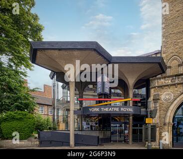 Die 1967 Patrick Gwynne Erweiterung des York Theatre Royal. York. North Yorkshire, Großbritannien Stockfoto