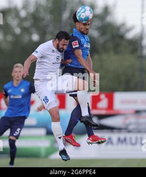 Velbert, Deutschland. Juli 2021. firo: 07.07.2021, Fuvuball, 1. Bundesliga, Saison 2021/2022, Testspiel SSVg Velbert 02 - VfL Bochum 1848 Herbert BOCKHORN, Bochum Rechts gegen MONDELLO/dpa/Alamy Live News Stockfoto