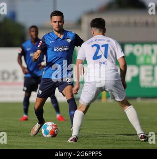 Velbert, Deutschland. Juli 2021. firo: 07.07.2021, Fuvuball, 1. Bundesliga, Saison 2021/2022, Testspiel SSVg Velbert 02 - VfL Bochum 1848 Milos PANTOVIC, Bochum, Duels Credit: dpa/Alamy Live News Stockfoto