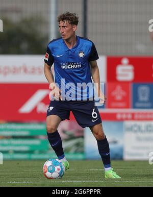 Velbert, Deutschland. Juli 2021. firo: 07.07.2021, Fuvuball, 1. Bundesliga, Saison 2021/2022, Testspiel SSVg Velbert 02 - VfL Bochum 1848 Patrick OSTERHAGE, Bochum, Single Action Credit: dpa/Alamy Live News Stockfoto