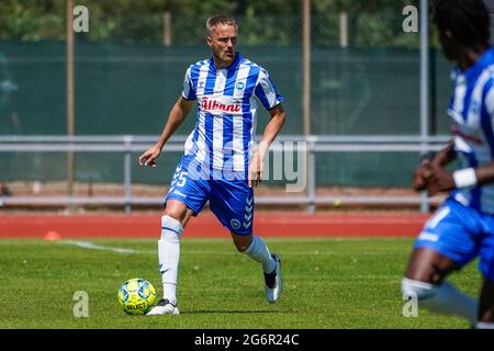 Nyborg, Dänemark. Juli 2021. Kasper Larsen (5) von ob während eines Testmatches zwischen Odense Boldklub und Broendby IF im Nyborg Idraetspark in Nyborg. (Foto: Gonzales Photo/Alamy Live News Stockfoto