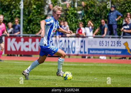 Nyborg, Dänemark. Juli 2021. Max Fenger (15) von ob während eines Testmatches zwischen Odense Boldklub und Broendby IF im Nyborg Idraetspark in Nyborg gesehen. (Foto: Gonzales Photo/Alamy Live News Stockfoto