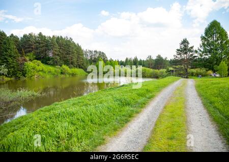 Taiga saimka im Wald zur Sommerzeit, Sibirien, Russland Stockfoto