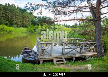 Taiga saimka im Wald zur Sommerzeit, Sibirien, Russland Stockfoto