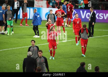 London, Großbritannien, 7. Juli 2021. London, Großbritannien. Juli 2021. Denmark dejection beim Halbfinale der UEFA EURO 2020 in England gegen Dänemark im Wembley Stadium, London, Großbritannien, am 7. Juli 2021. Kredit: Paul Marriott/Alamy Live Nachrichten Gutschrift: Paul Marriott/Alamy Live Nachrichten Stockfoto