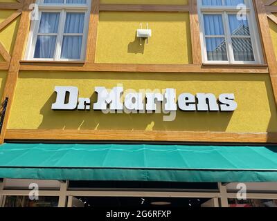 Dr. martens shop outlet roermond niederlande