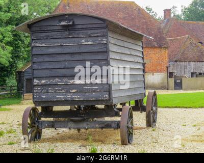 Rustikale Schäferhütte in einem Hof Stockfoto
