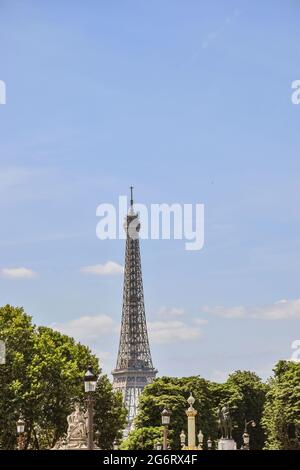 Gesehen auf dem Eiffelturm in Paris Stockfoto