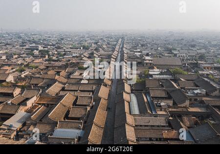 Luftaufnahme der antiken Stadt Pingyao, EINER traditionellen chinesischen Altstadt in Shanxi Stockfoto