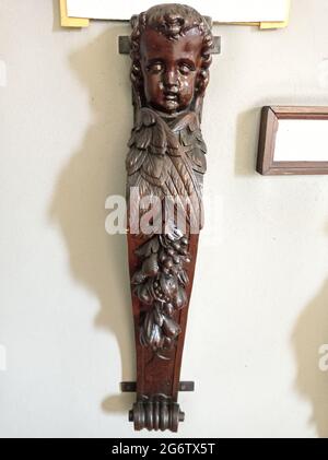 Intérieur de l'Eglise catholique Saint Quentin de Bouchain, Département du Nord, région Hauts de France, Frankreich Stockfoto
