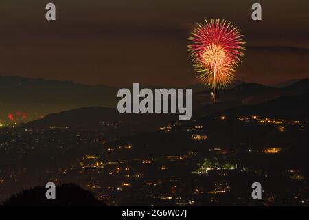 Feuerwerk über Glendale CA Stockfoto