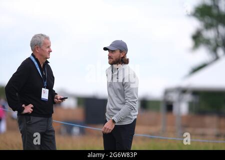 North Berwick, Großbritannien. Juli 2021. Tommy Fleetwood (England) auf dem 7. Abschlag während des Proam bei den abrdn Scottish Open im Renaissance Club, North Berwick, Schottland. Kredit: SPP Sport Pressefoto. /Alamy Live News Stockfoto