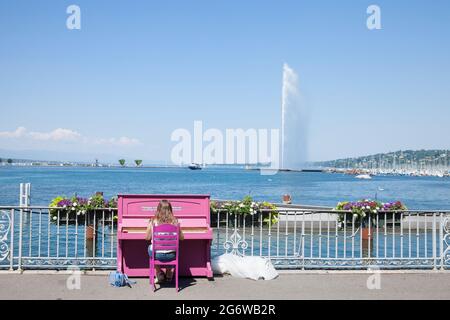 Bild des Wasserstrahls - Jet d'Eau von Genf, Schweiz, einer der ikonischen Orte der Stadt, am Genfer See, auch Lac leman genannt. Der Jet d'EA Stockfoto