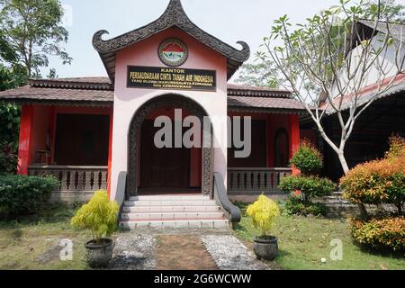 Das Gebäude in Persada Sukarno (Situs Ndalem Pojok, Ort, an dem Bung Karno seinen Namen von Koesna Sosrodihardjo in seokarno änderte) in Kediri Stockfoto