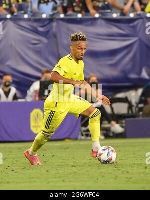 8. Juli 2021: Der Mittelfeldspieler Hany Mukhtar (10) von Nashville SC dribbelt IN der zweiten Hälfte eines MLS-Spiels zwischen Atlanta United und dem SC Nashville im Nissan Stadium in Nashville, TN, Steve Roberts/CSM Stockfoto