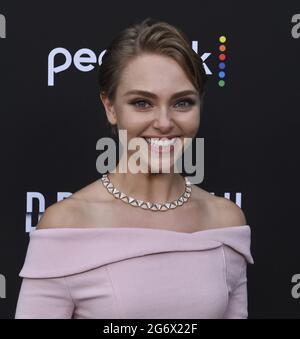 Los Angeles, Usa. Juli 2021. Das Cast-Mitglied AnnaSophia Robb nimmt an der Premiere der neuen Krimiserie „Dr. Death“ am Donnerstag, den 8. Juli 2021 im NeueHouse in Los Angeles. Storyline: Als Patienten, die den Operationssaal von Dr. Christopher Duntsch für routinemäßige Wirbelsäulenoperationen betreten, dauerhaft verstümmelt oder tot sind, machen sich zwei Chirurgen und ein junger stellvertretender Bezirksanwalt auf, um ihn zu stoppen. Foto von Jim Ruymen/UPI Credit: UPI/Alamy Live News Stockfoto