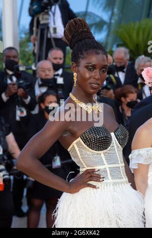 Jodie Turner-Smith nimmt am 08. Juli 2021 an der Premiere von „Stillwater“ während des 74. Jährlichen Filmfestivals in Cannes im Palais des Festivals in Cannes, Frankreich, Teil. Stockfoto