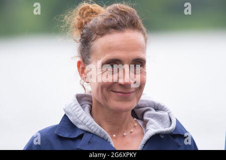 Bonn, Deutschland. Juli 2021. Claudia GARDE, Regie, Porträt, Porträt, Einzelbild beschnitten, Einzelmotiv, Dreharbeiten für die sechsteilige ARD-Dramaturgie BONN, Presseveranstaltung am Set in Bonn, 8. Juli 2021. Kredit: dpa/Alamy Live Nachrichten Stockfoto