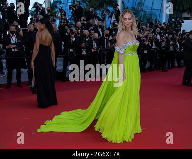 Chiara Ferragni nimmt an der Filmvorführung „Stillwater“ während der 74. Jährlichen Filmfestspiele von Cannes am 8. Juli 2021 in Cannes, Frankreich, Teil. (Foto von Franck Bonham/imageSPACE/Sipa USA) Stockfoto