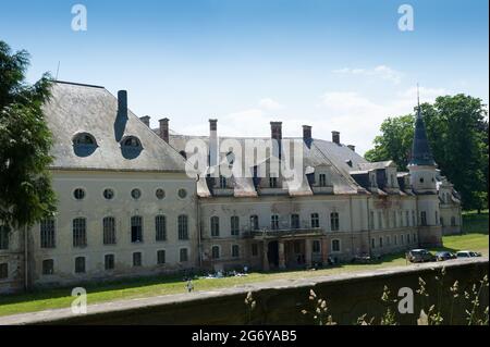 Palast in Bożków, Gmina Nowa Ruda, Kreis Kłodzko, Woiwodschaft Niederschlesien, im Südwesten Polens, Europa Stockfoto