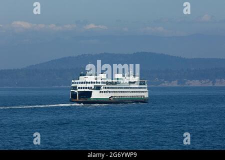 Fähre auf seiner Route, Washington State Stockfoto