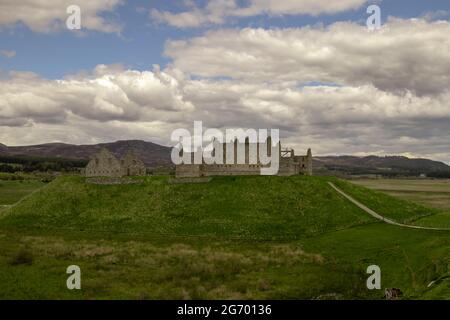 Die historischen Ruthven Barracks in der Nähe von Badenoch im schottischen Hochland, Großbritannien Stockfoto