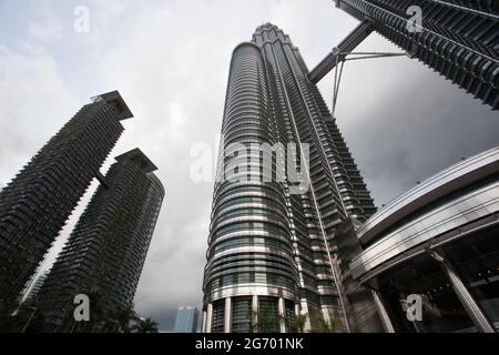 Architektur in kuala lumpur. Futuristische Türme Stockfoto