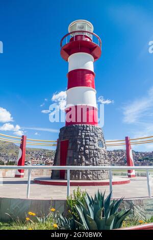 Leuchtturm in einem Hafen von Puno, Peru Stockfoto