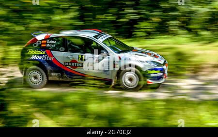 Sussex, Großbritannien. Juli 2021. Ein Ford Focus WRC 2001 wurde am 9. Juli 2021 von Wright, David Wilkinson, Michael/Wright, David 2021 Goodwood Festival of Speed im Goodwood House, West Sussex, veranstaltet. Foto von Phil Hutchinson. Nur zur redaktionellen Verwendung, Lizenz für kommerzielle Nutzung erforderlich. Keine Verwendung bei Wetten, Spielen oder Veröffentlichungen einzelner Clubs/Vereine/Spieler. Kredit: UK Sports Pics Ltd/Alamy Live Nachrichten Stockfoto