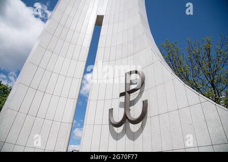 Pomnik Armii Krajowej i Polskiego Panstwa Podziemnego (Denkmal des polnischen Untergrundstaates und der Heimatarmee) in Warschau, Polen. 20. Mai 2021 © Stockfoto