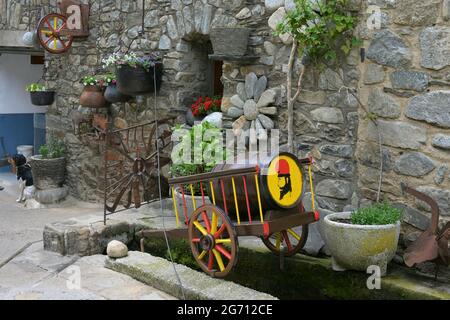 Setcases ist eine Gemeinde und Stadt in der Pyrenäen-Comarca von Ripollès in Girona, Katalonien, Spanien Stockfoto