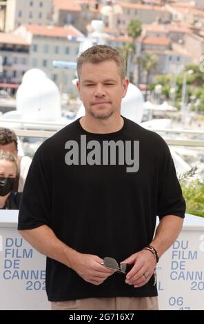 9. Juli 2021, CANNES, Frankreich: CANNES, FRANKREICH - 09. JULI: Matt Damon nimmt am 09. Juli 2021 in Cannes, Frankreich, an der Fotoschau „Stillwater“ Teil. (Bild: © Frederick InjimbertZUMA Wire) Stockfoto