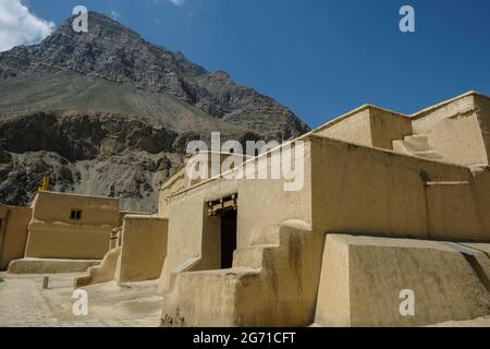 Tabo, Indien - 2021. Juni: Blick auf das Tabo-Kloster im Dorf Tabo am 1. Juli 2021 im Spiti-Tal, Himachal Pradesh, Indien. Stockfoto