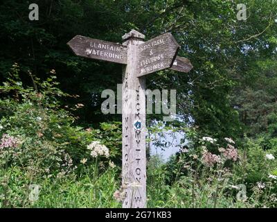 Holzschild auf dem Jack Mytton Way am Wenlock Edge in Shropshire Hills AONB Shropshire England Stockfoto