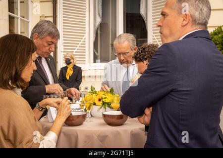 VERTEILUNG DER FOKUSABDECKUNG AN BELGA ANGEFORDERT das Bild zeigt die Preisverleihung für die "Vlaamse Eretekens"-Dekorationen des flämischen CO Stockfoto