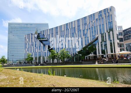 Dreischeibenhaus und Kö-Bogen, Düsseldorf, Nordrhein-Westfalen, Deutschland, Europa Stockfoto