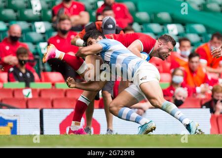 Cardiff, Großbritannien. 10. Juli: Während des 2021 Sommer-Internationals-Spiels zwischen Wales und Argentinien im Fürstentum Stadium. Stockfoto