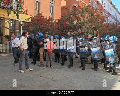 Venedig, Italien. Juli 2021. VENEDIG 07/10/21 - Demonstration gegen den G20-Protesttag in Venedig fand heute die Demonstration gegen die G20-Werke statt © Claudia Manzo Credit: Independent Photo Agency/Alamy Live News Stockfoto