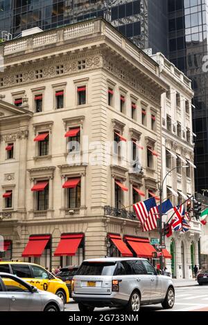 Das Cartier Mansion ist ein legendäres, luxuriöses Juweliergeschäft an der Fifth Avenue, NYC, USA Stockfoto
